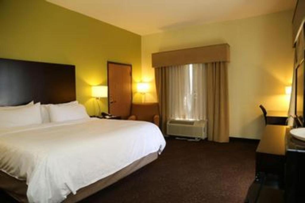 Holiday Inn Express Hotel & Suites Cleveland - Ms By Ihg Esterno foto